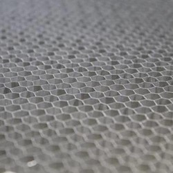  - Aluminyum Honeycomb C:6mm-83kg/m3 T:18mm 125x250cm